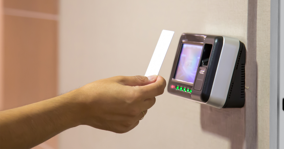 RFID tehnologija. Mogućnosti primene RFID sistema. Prednosti RFID sistema. RFID čip, transponder, RFID čitač. Tehnologija. Inovacije. CP Security rešenja.